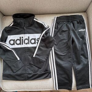 EUC 24 mo Adidas Full zip black tracksuit